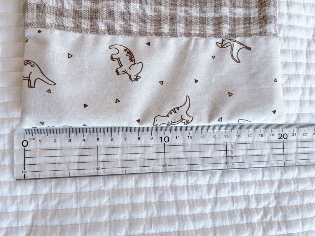 ハンドメイド✳︎恐竜柄✖️チェック　巾着　コップ袋などに♩