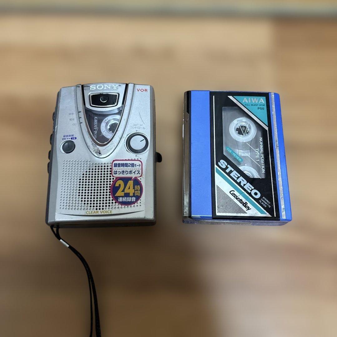 ジャンクSONY VOR カセットプレーヤー + AIWA P55
