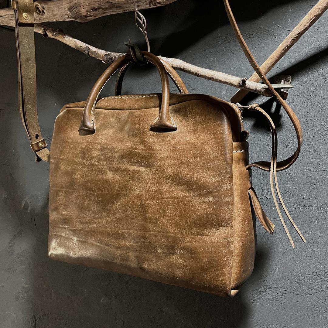 【USED】プエブロレザーのショルダーバッグ 本革 虎目 一点物 #283