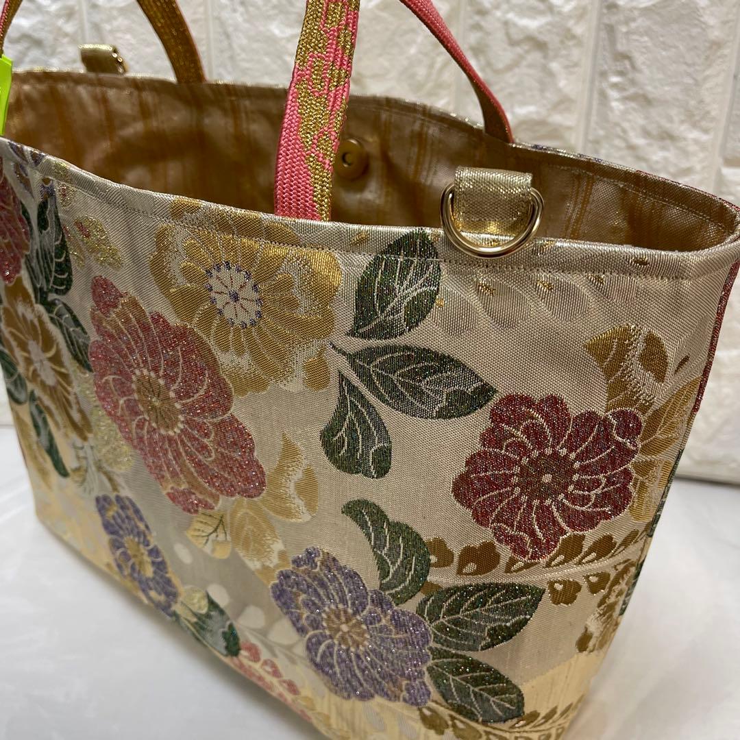 ❷帯リメイクバッグ【辻ヶ花】金色 箔 高級正絹 帯(未使用帯？)大／Dカン・底板