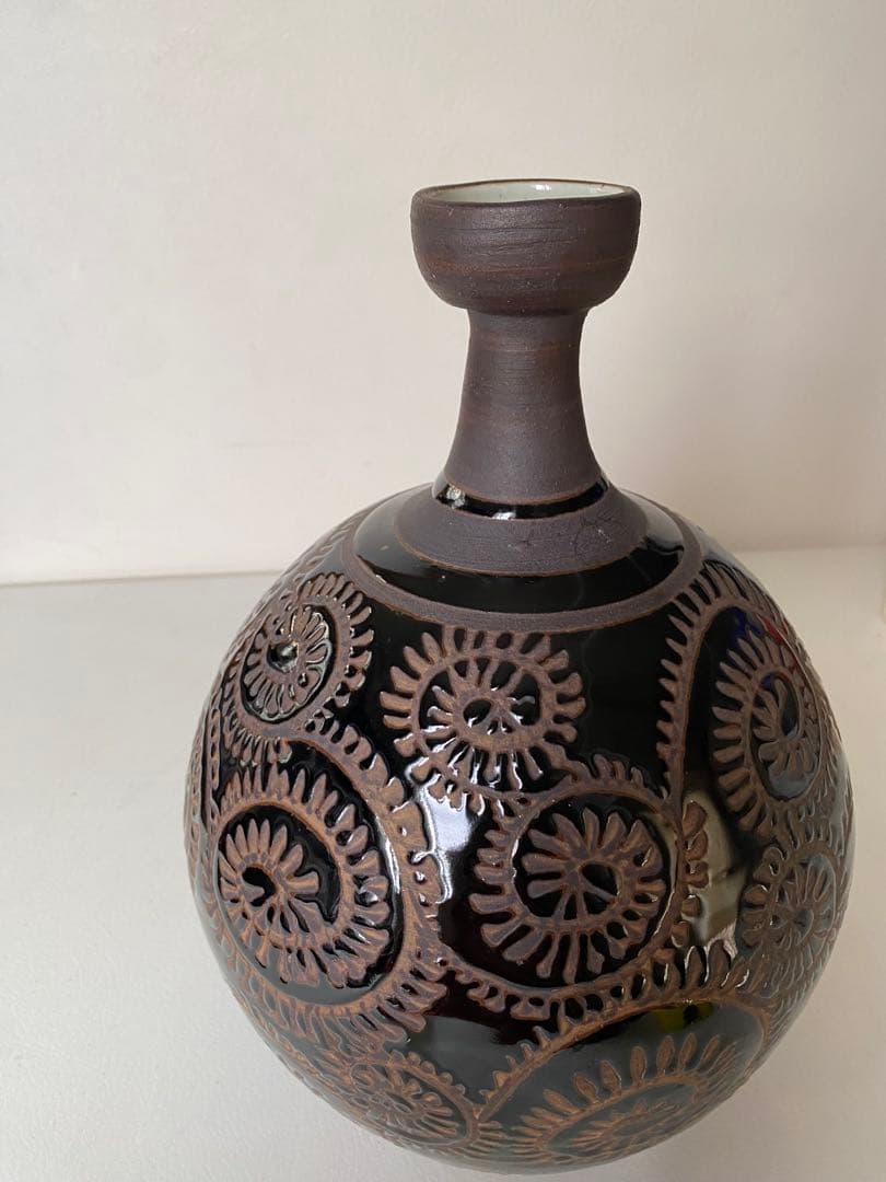 唐草模様　蛸唐草　花瓶　一輪挿し　花器　生花　徳利　壺