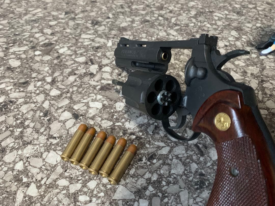 シティーハンター　フィギュア、エアガンセット