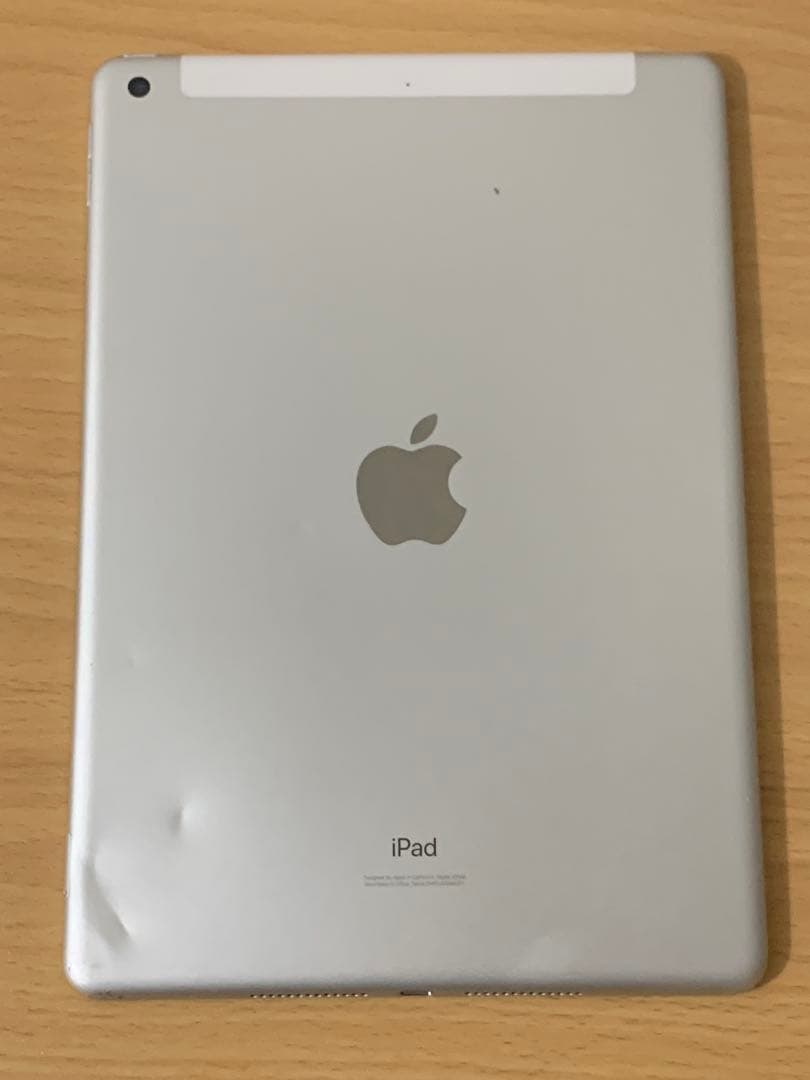 Apple iPad 本体 シルバー 第7世代 ジャンク