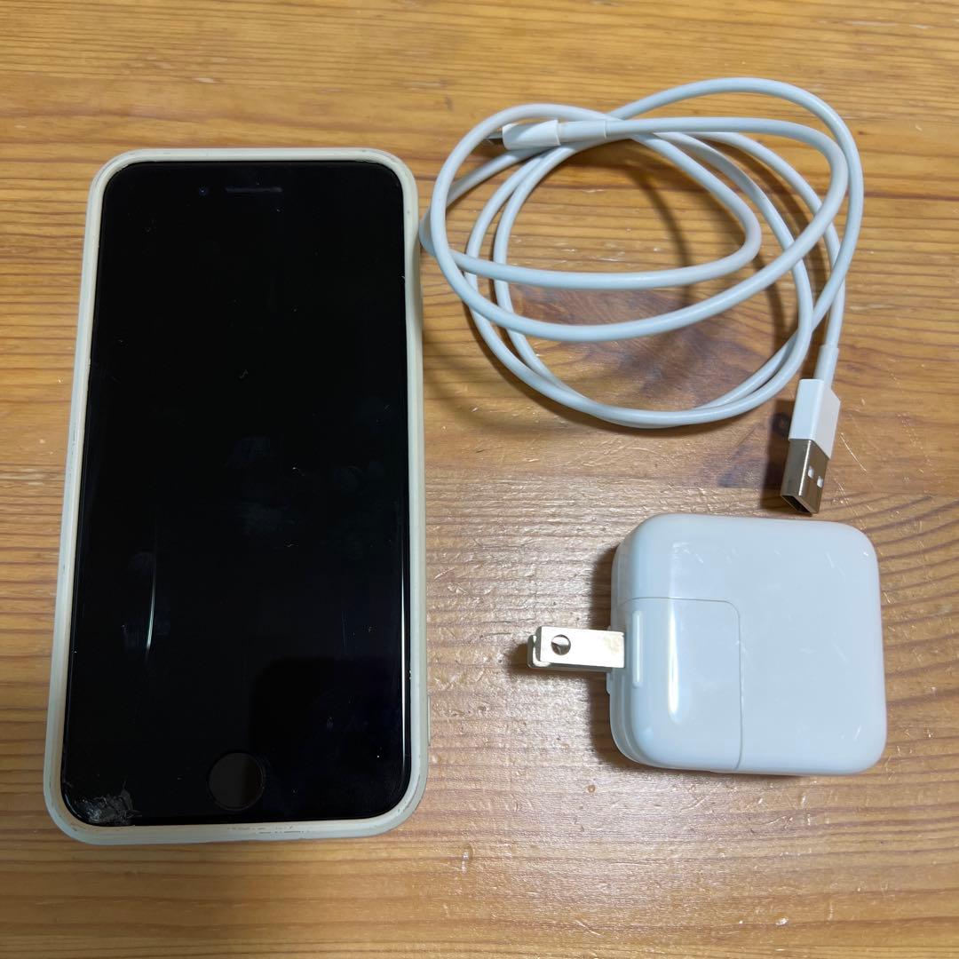Apple iPhone SE（第2世代） 256GB ホワイト SIMフリー