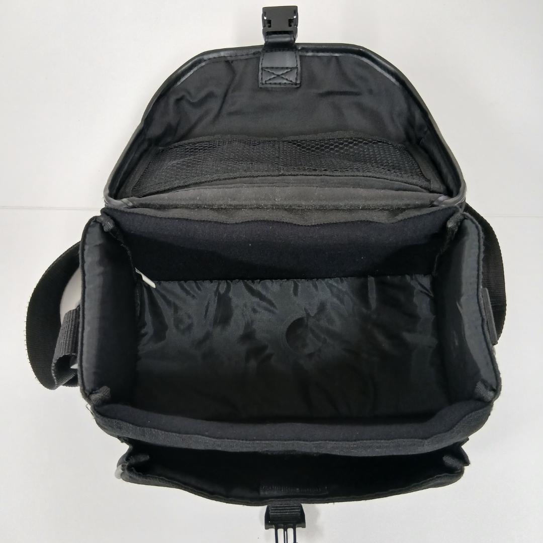 Canon EOS Kiss X2 標準ズームレンズ　Nikon カメラバック