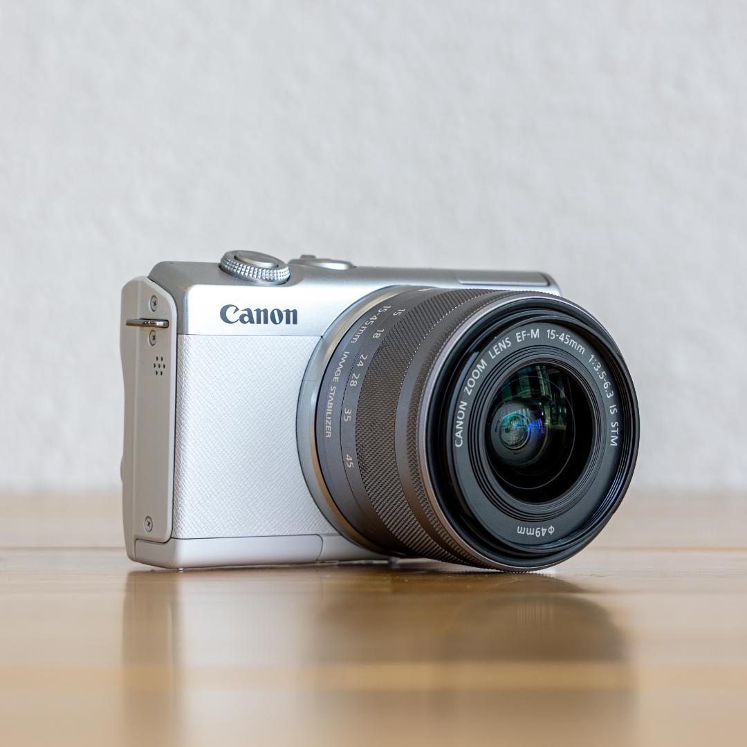 Canon EOS M200 標準ズームレンズ 付属品多数