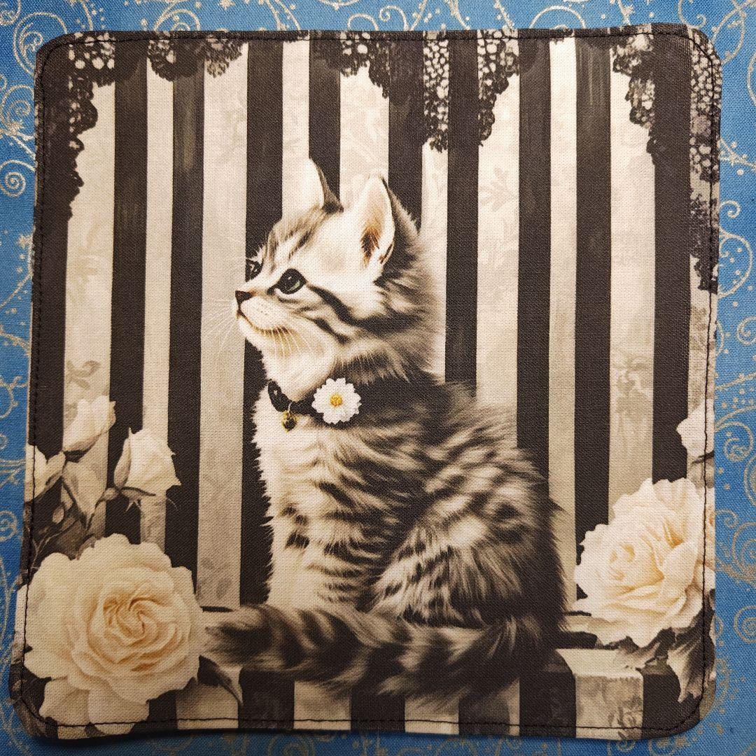 yourelia　 4重ハンカチ　ポメラニアン柄