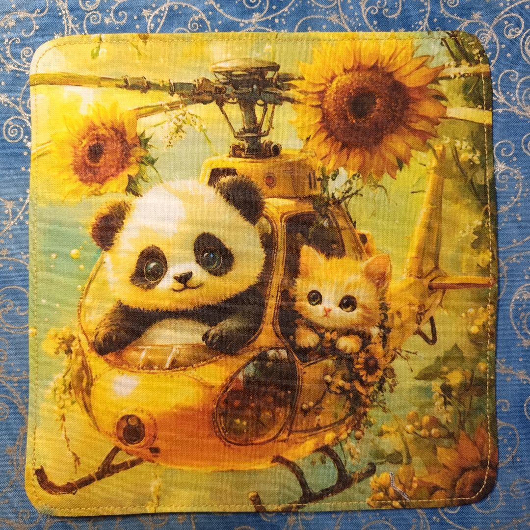 yourelia　 4重ハンカチ　ポメラニアン柄