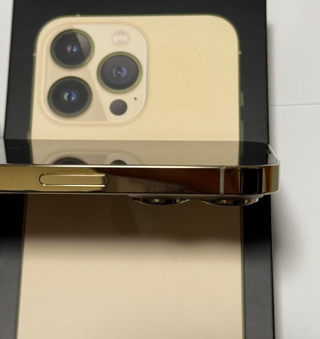 新品同様 iPhone13pro128GB ゴールド バッテリー100%