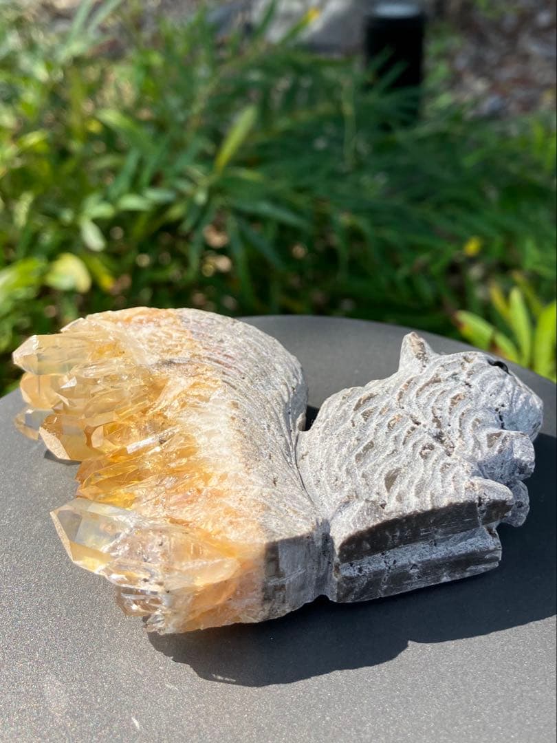 水晶　クラスター　リス　モチーフ　Ｂ