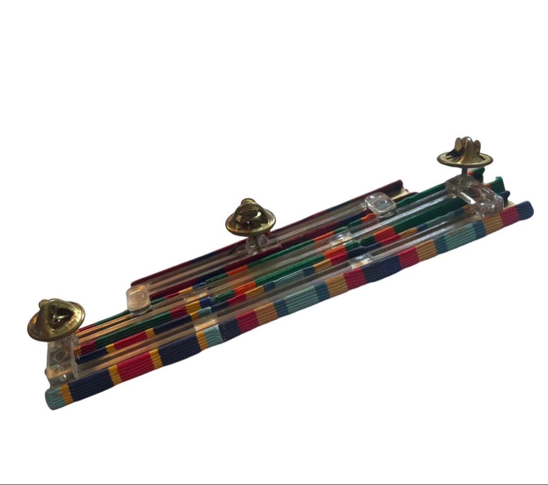 米軍海兵隊サービスリボン略章8ピースピン留めベース付き希少品