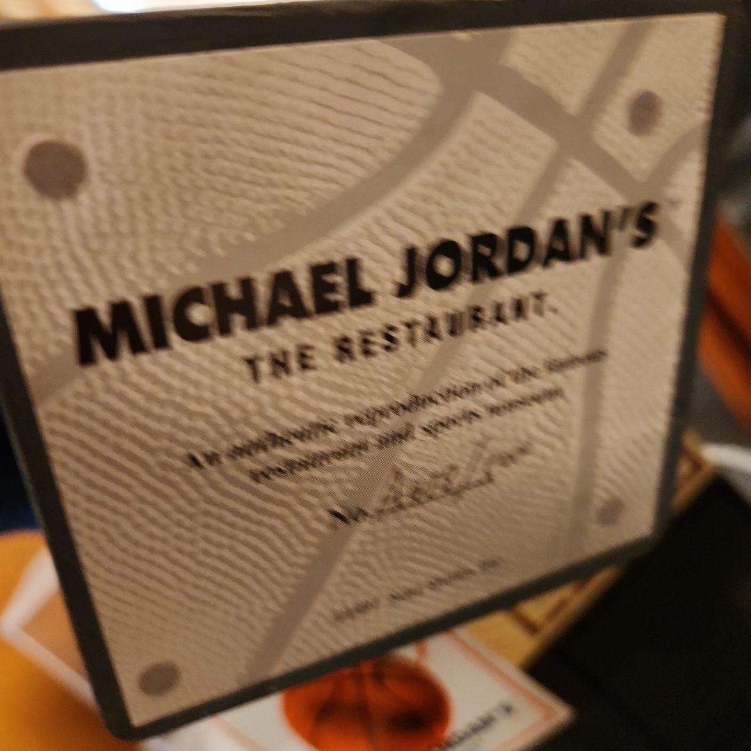 【激レア】マイケル　ジョーダン　レストラン　フィギュア　ケース付き