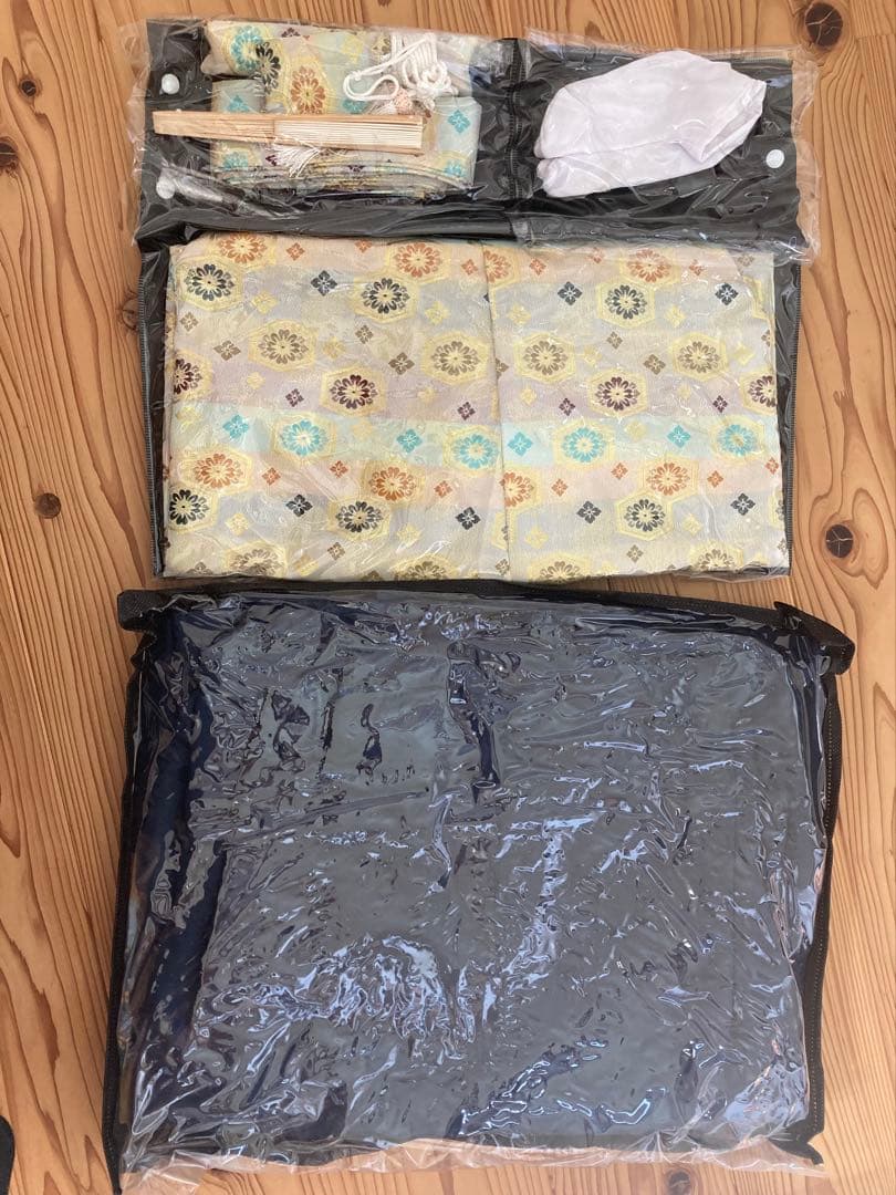 七五三　羽織、袴4点セット　小物付き　男の子　5歳