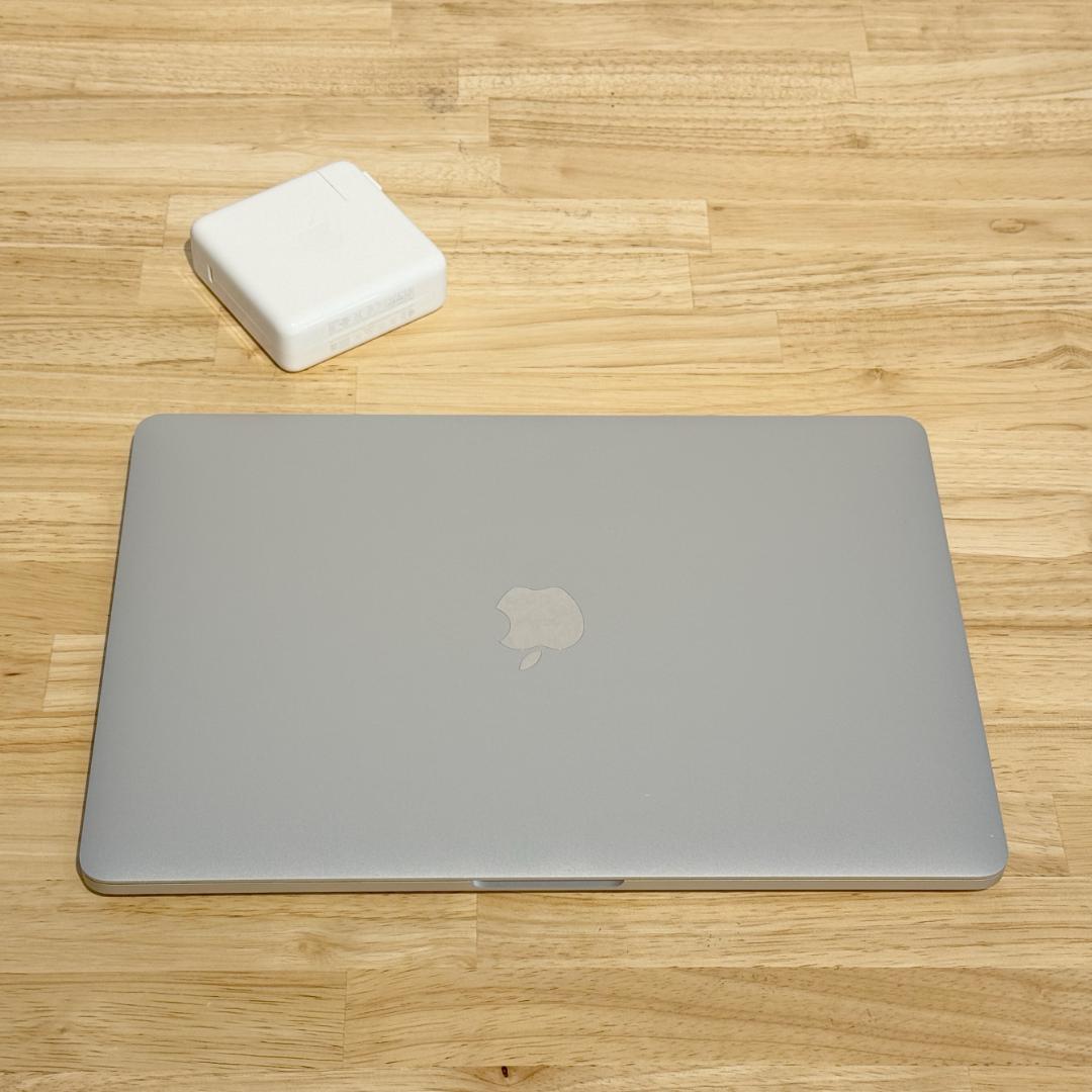 MacBook本体 MacBook Pro 13-inch/2020/32GB/1TB SSD