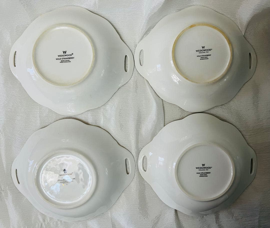  フラワーパターン 皿 【4枚セット】