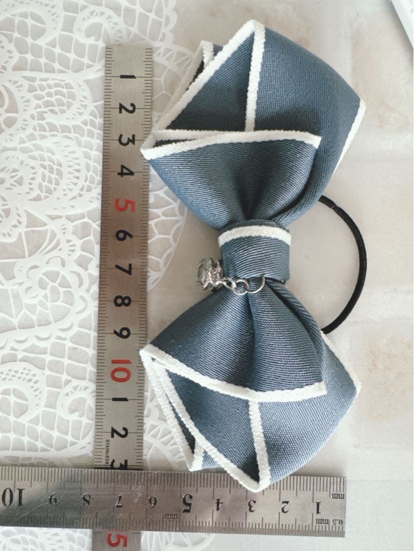 No.22リボンヘアゴム☆ハンドメイド☆ホワイトウールエッジ☆薄いブルー