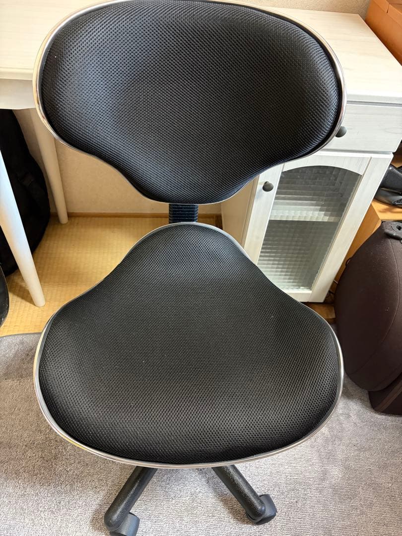 ★直接引き取り限定 ★ニトリ　デスクフローリオ　チェアー付き