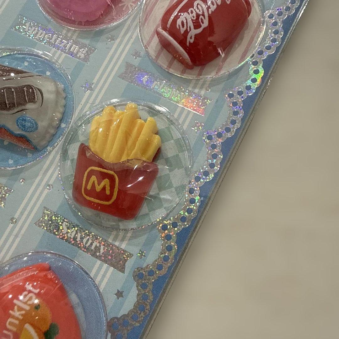 日焼けキティ　ウォーターシール　たまごあしシールなど15点