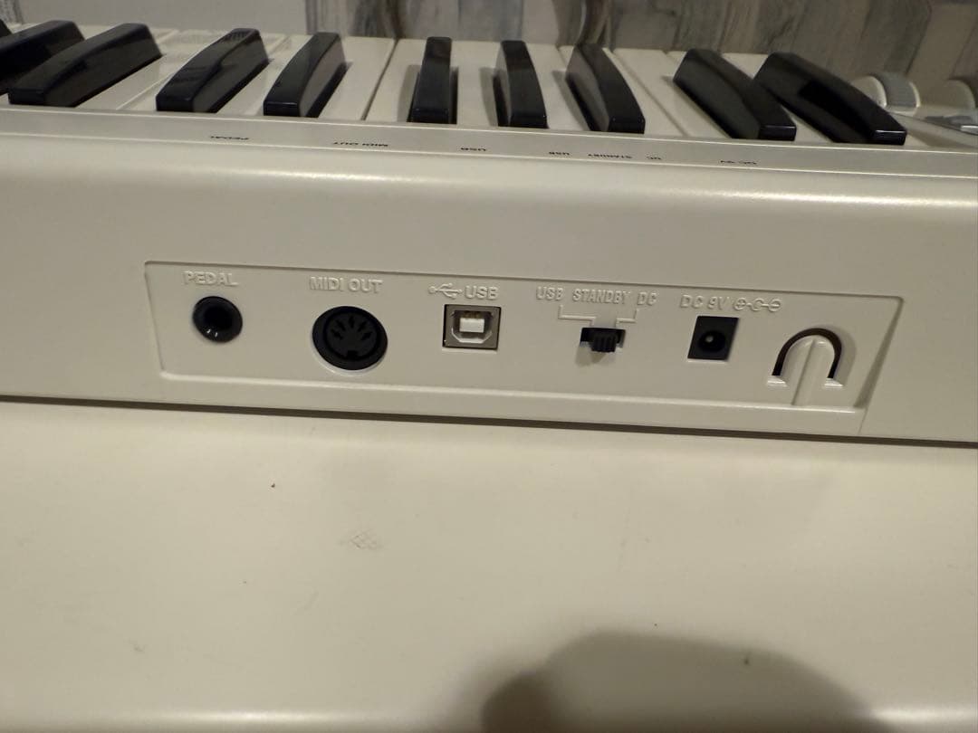 KORG K49 MIDIキーボード