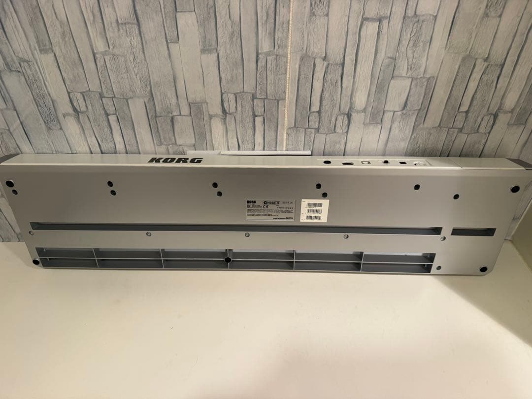 KORG K49 MIDIキーボード