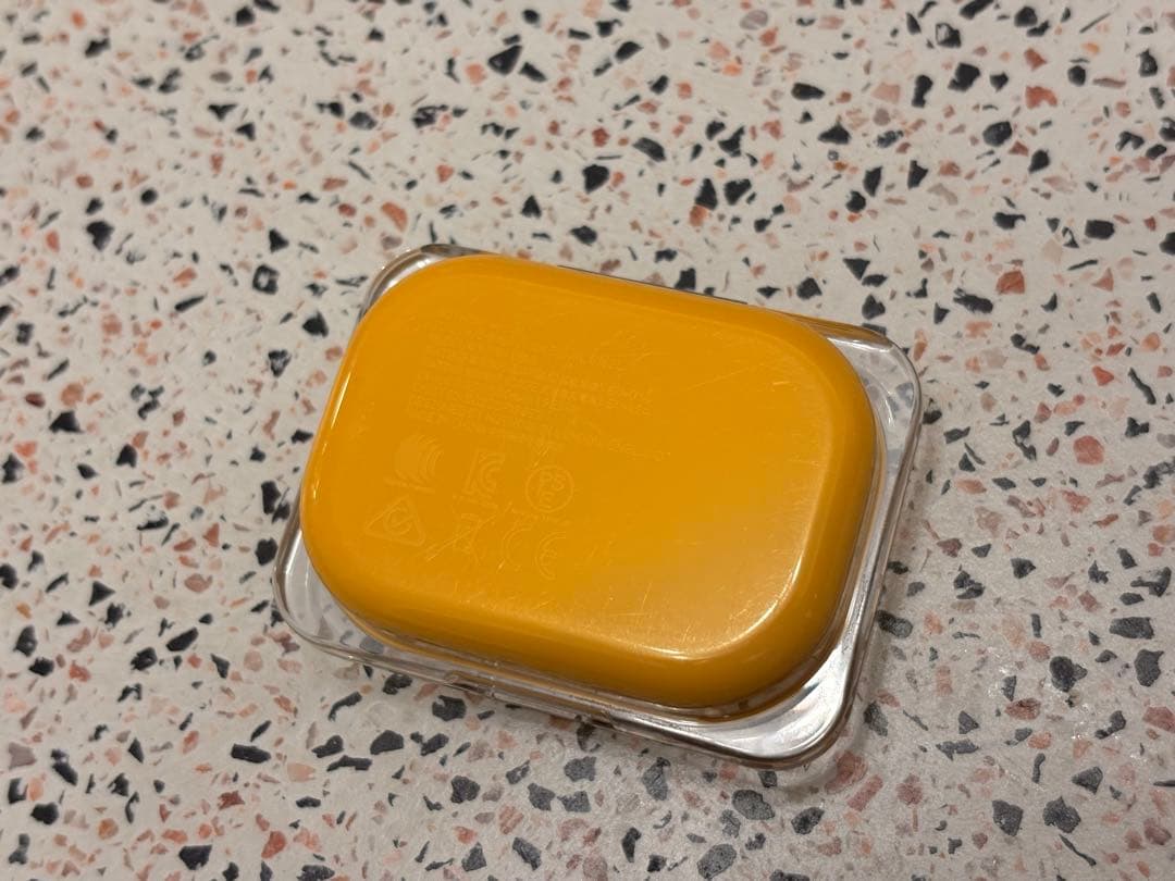 Nothing Ear (a) イエロー ワイヤレスイヤホン　中古美品