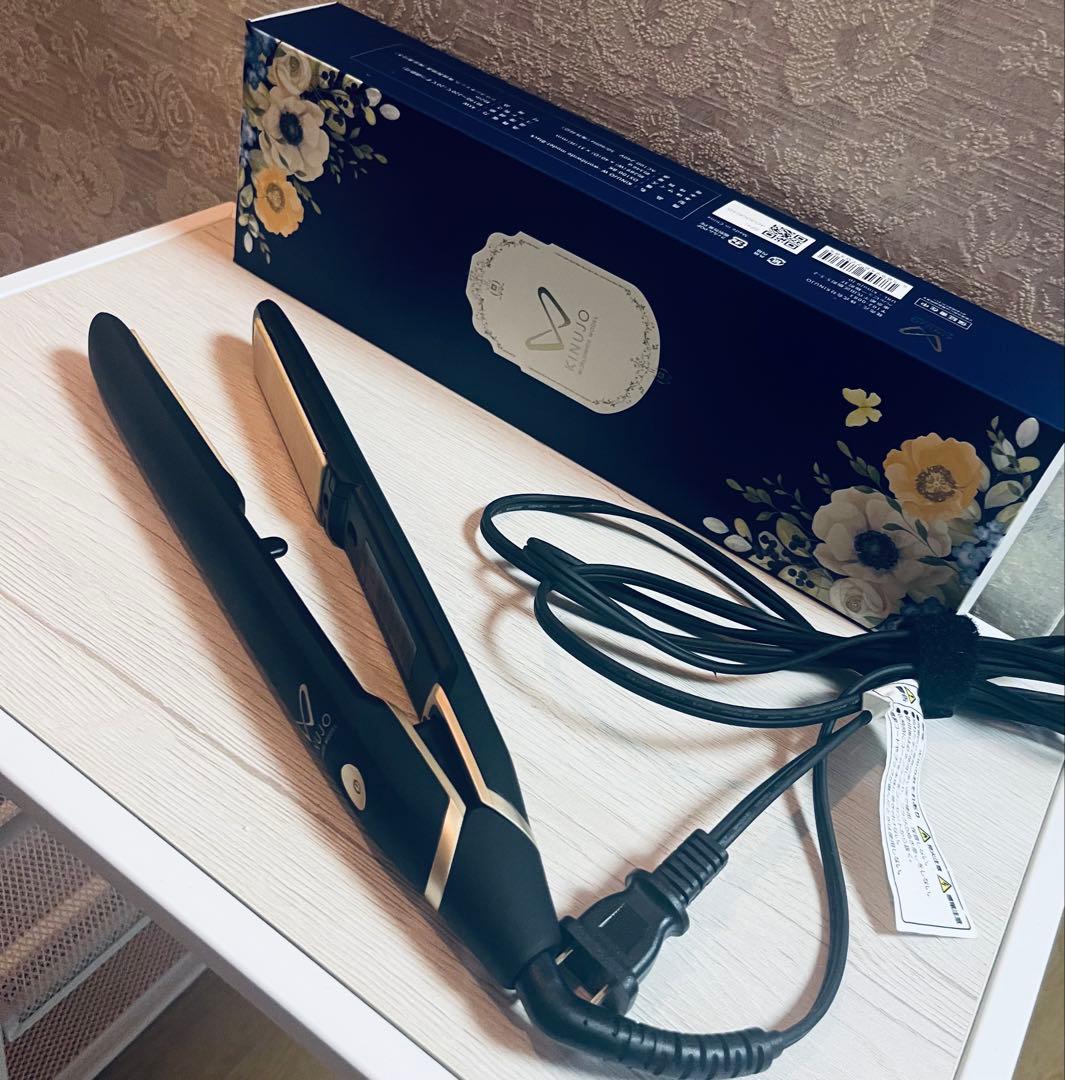 ✨【美品】絹女 KINUJO ストレートヘアアイロン✨