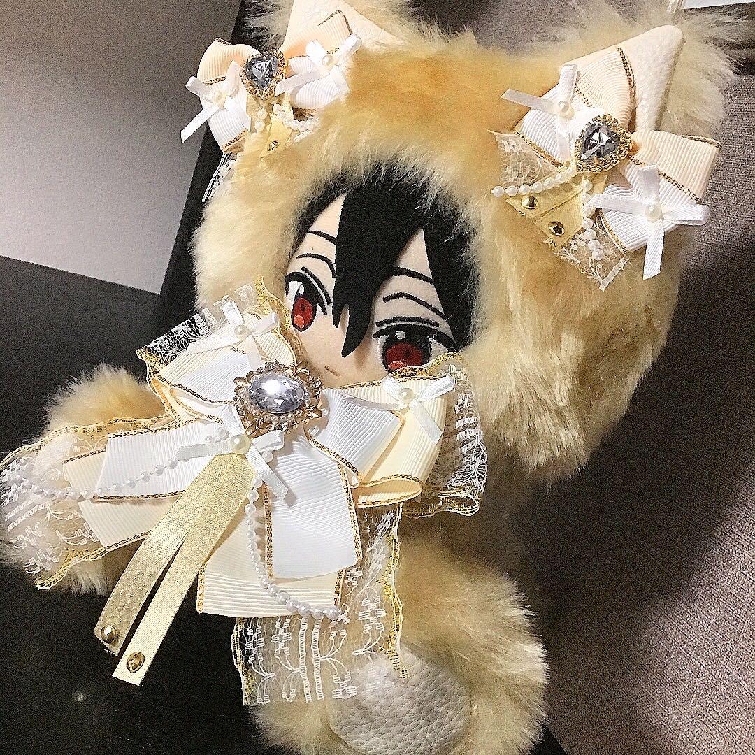 【114】おすわり　猫　ねこ ぬい服　16cm 着ぐるみ　ゴールド　合皮