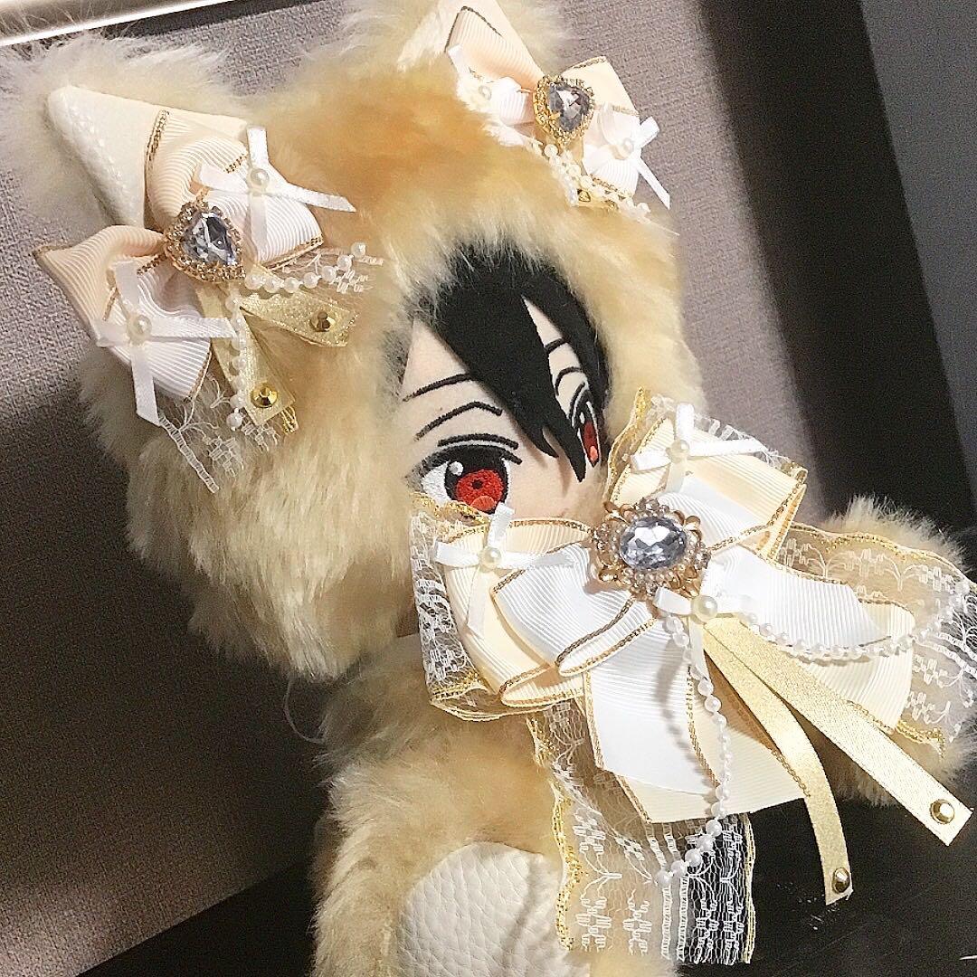 【114】おすわり　猫　ねこ ぬい服　16cm 着ぐるみ　ゴールド　合皮