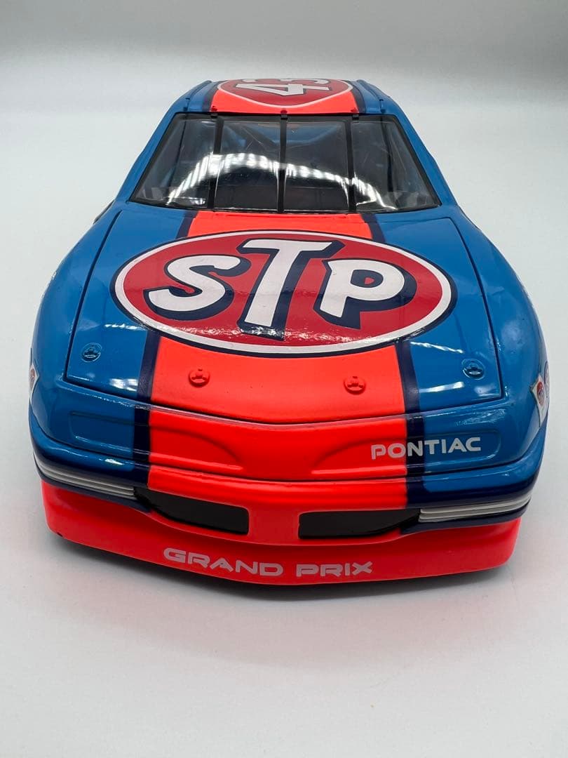 No460ミニカー1/18箱ありRICHARD PETTY STP GRAND