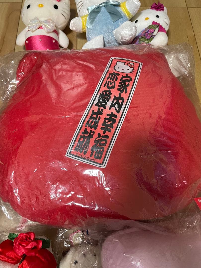 公*o様 【新品未使用】【レア商品】ハローキティ ぬいぐるみ7点セット