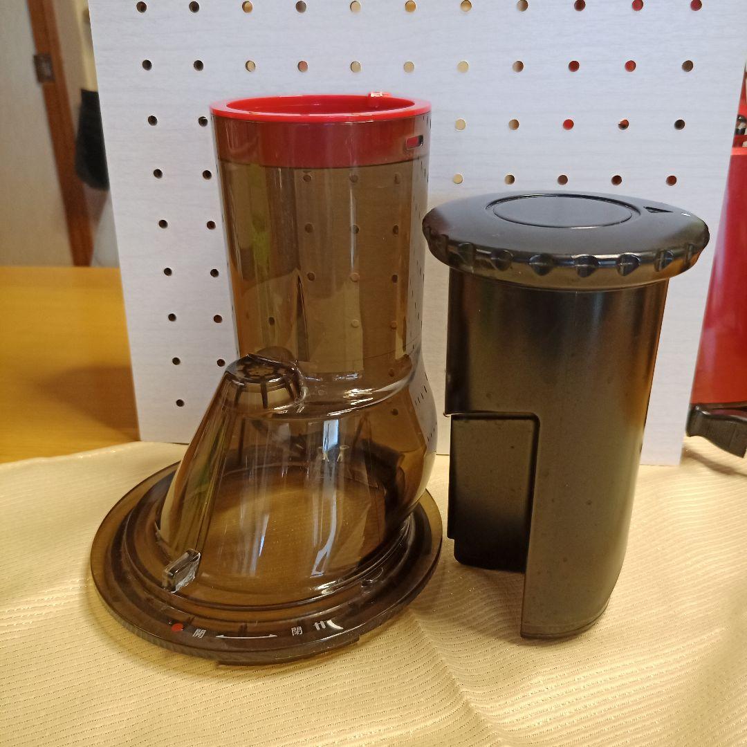 クビンス　スロージューサー レッド フローズンデザートストレーナー付き