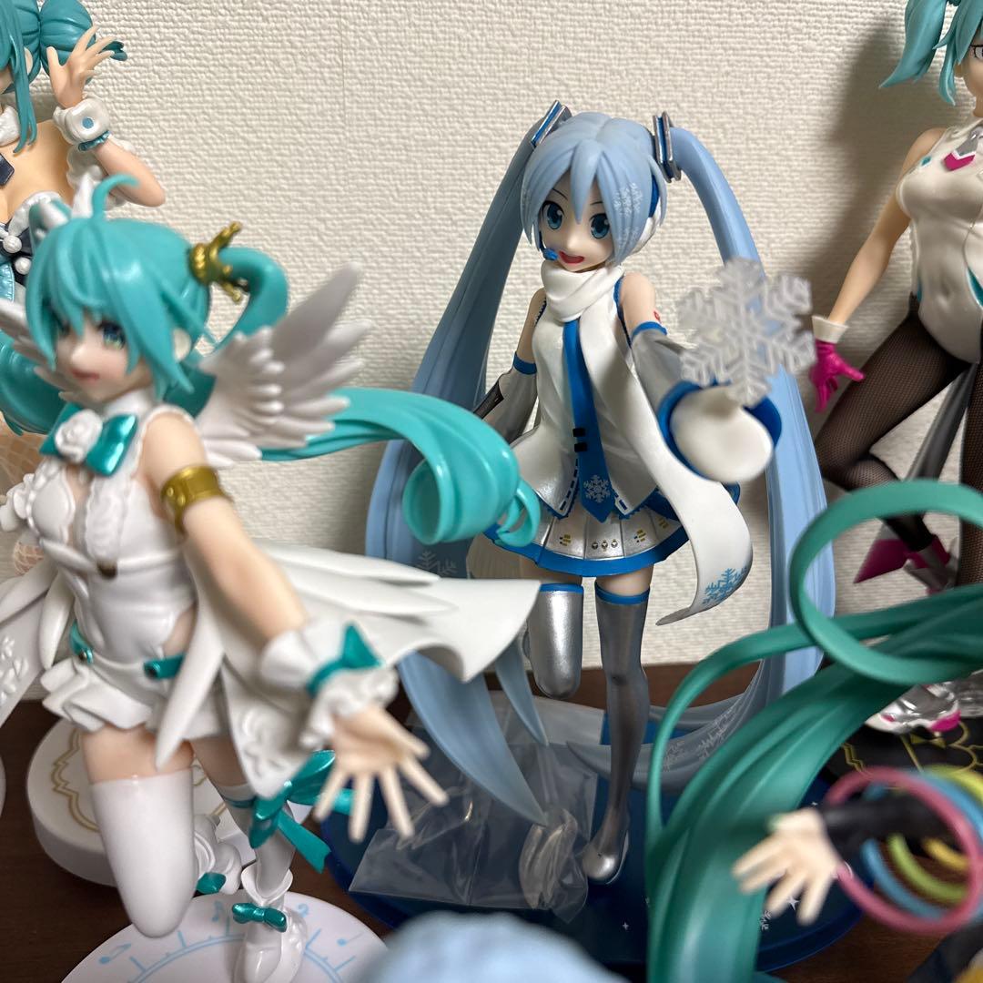 初音ミク　フィギュア　16体　まとめ売り
