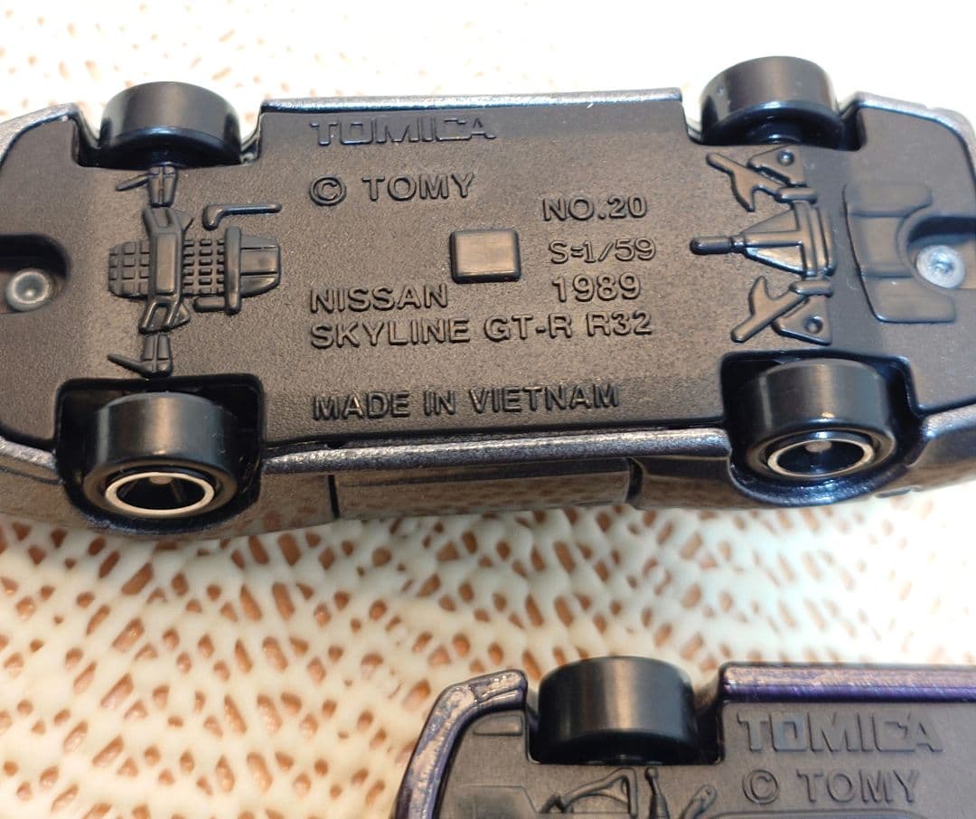 ♦希少モデル♦2台♦スカイラインR32 GT-R♦R34 GT−R Z−TUNE