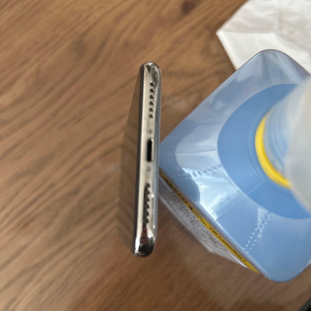 iPhone X（SIMロック解除済み）256GB