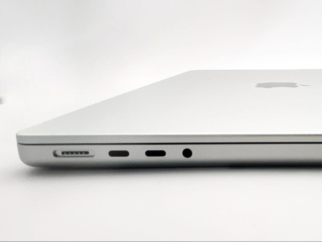 【ほぼ新品】 Apple MacBook Pro 14インチ M2 Proモデル