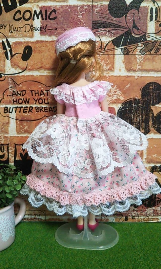 リカちゃん人形　洋服　ハンドメイド 2056