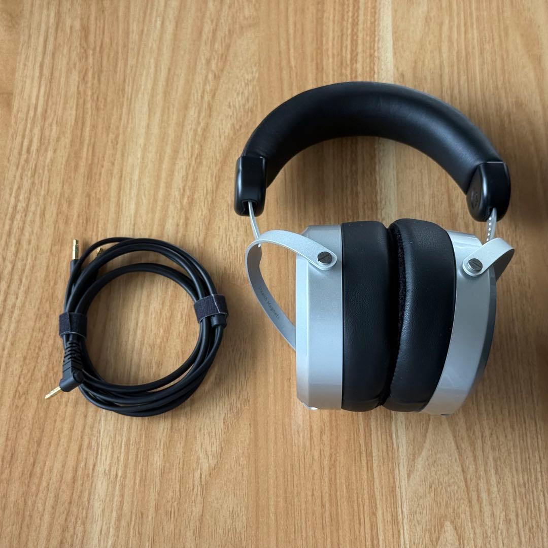 【箱なし特価】HIFIMAN HE400se