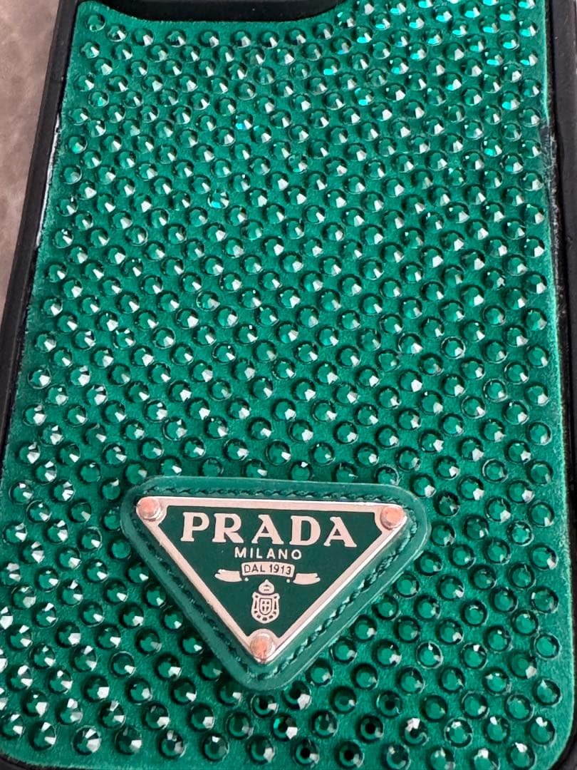 PRADA プラダ　iPhone14Pro ケース　正規品