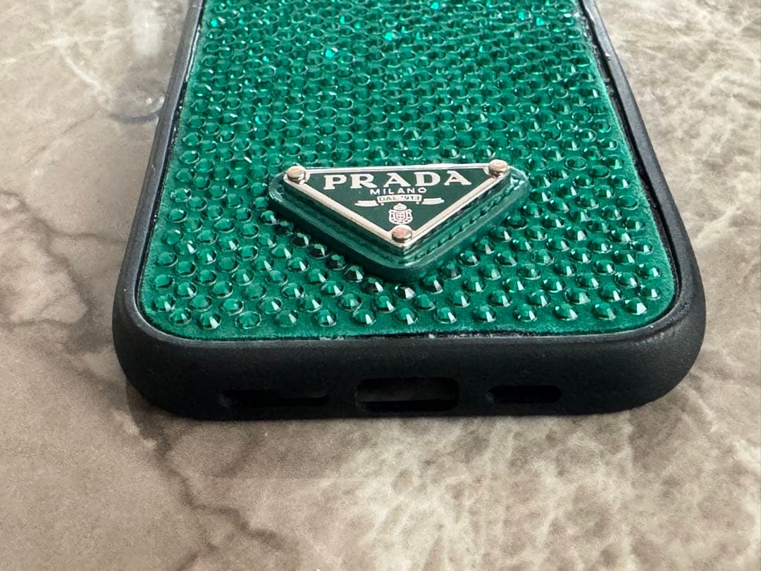PRADA プラダ　iPhone14Pro ケース　正規品