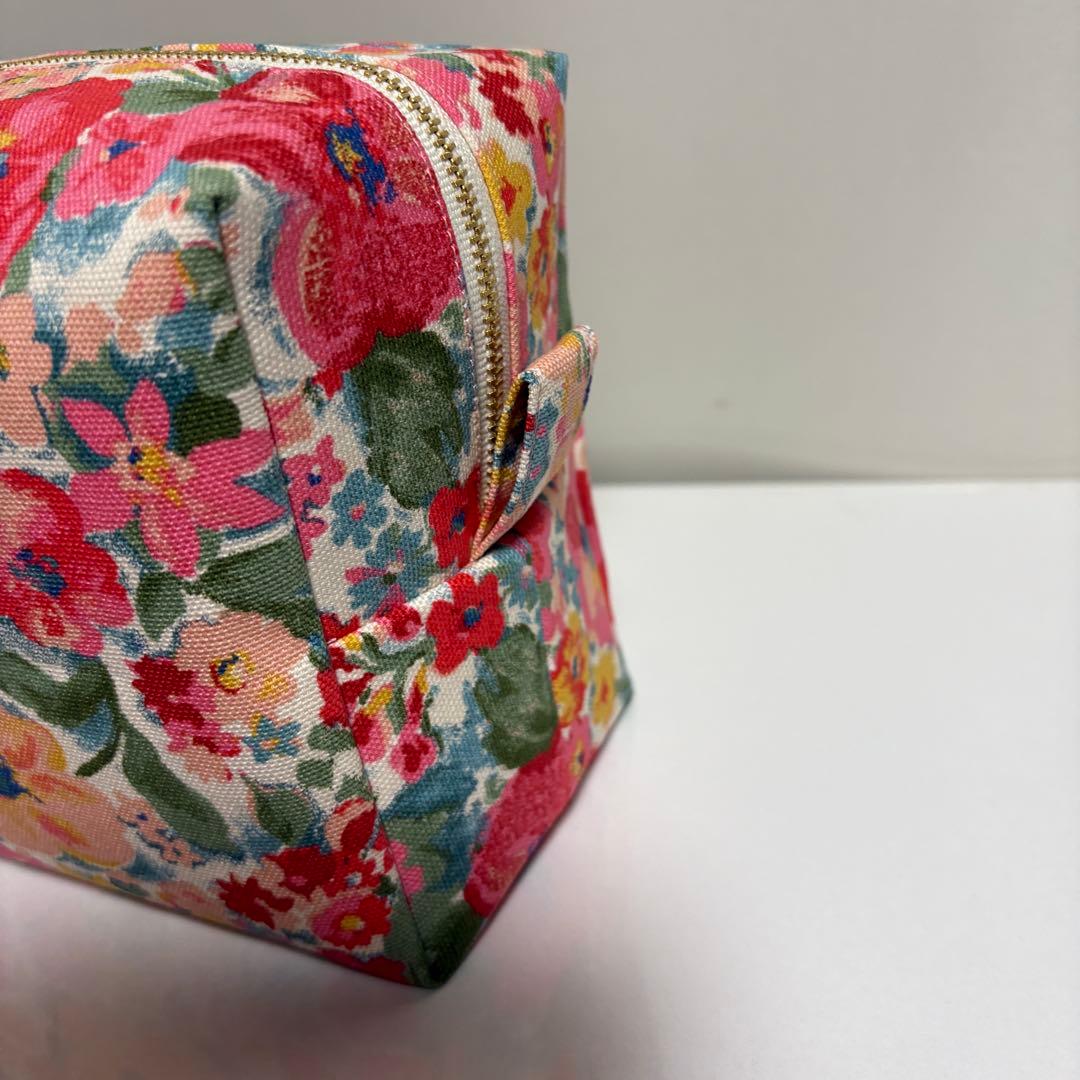専用です0912ハンドメイド　ボックスポーチ