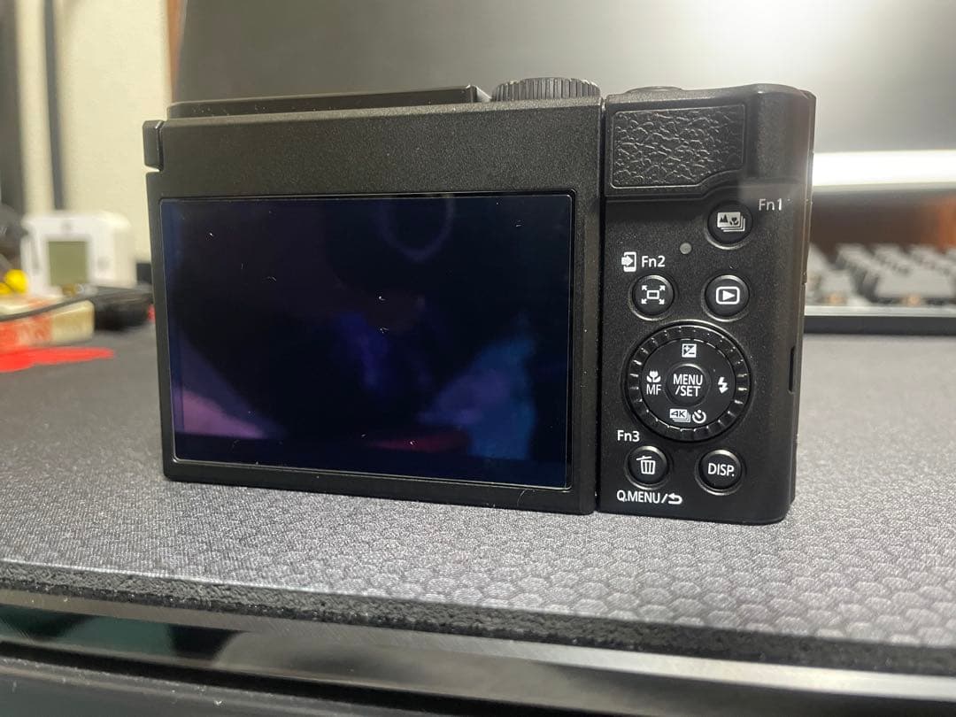 Panasonic LUMIX TZ99 コンデジ