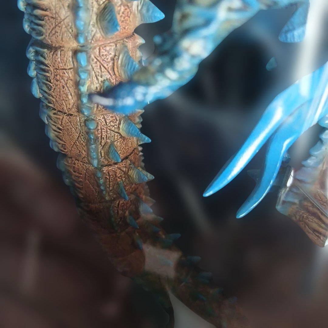 ウルトラマン·ザ·ネクスト·アンファンスVS.ビ－スト·ザ·ワン·レプティリア