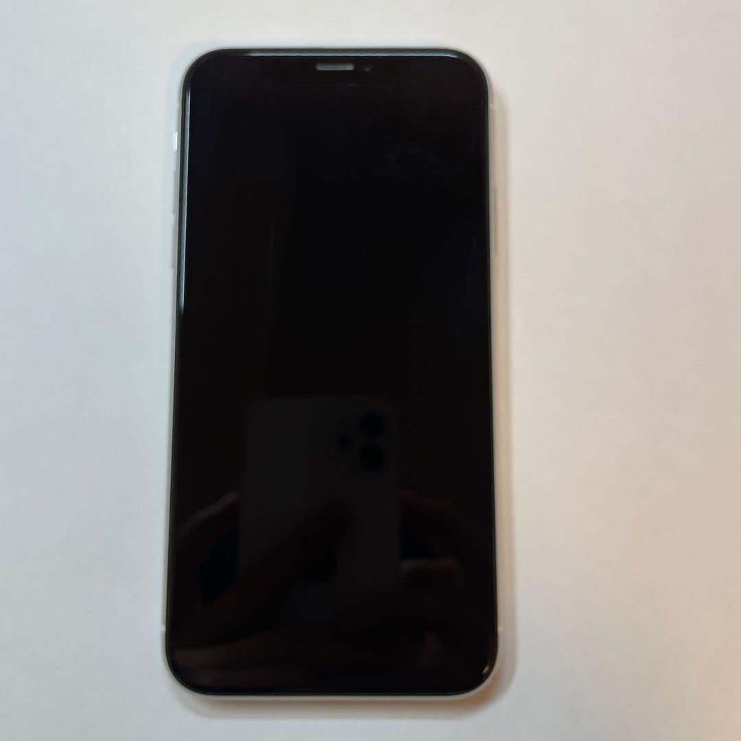 Apple iPhone XR ホワイト 6.1インチ