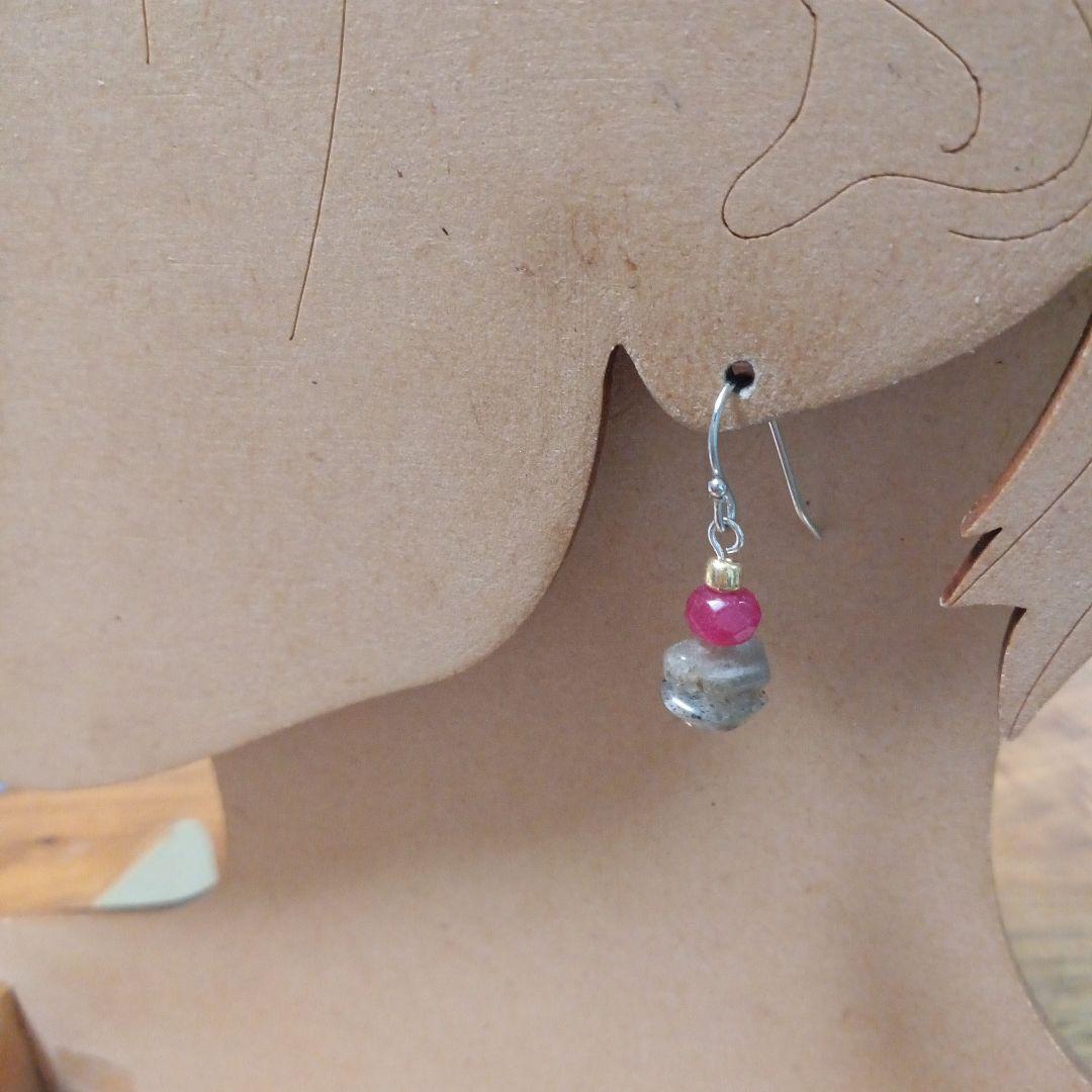 974 うるうる✨ ピンクジェイドとラブラドライトさざれピアス ♪