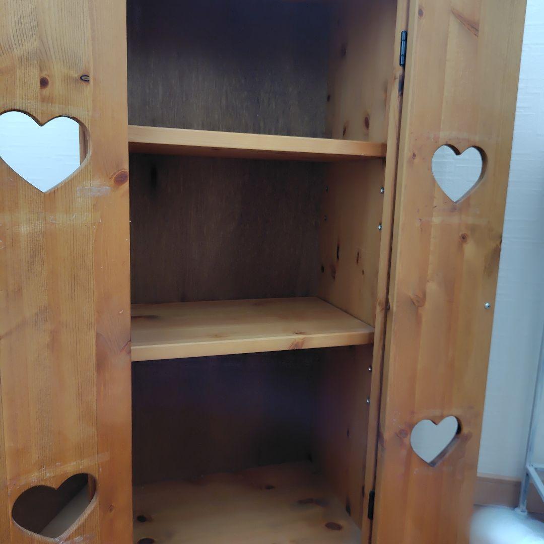 W400カントリー家具♡木製ハート型窓付きキャビネット