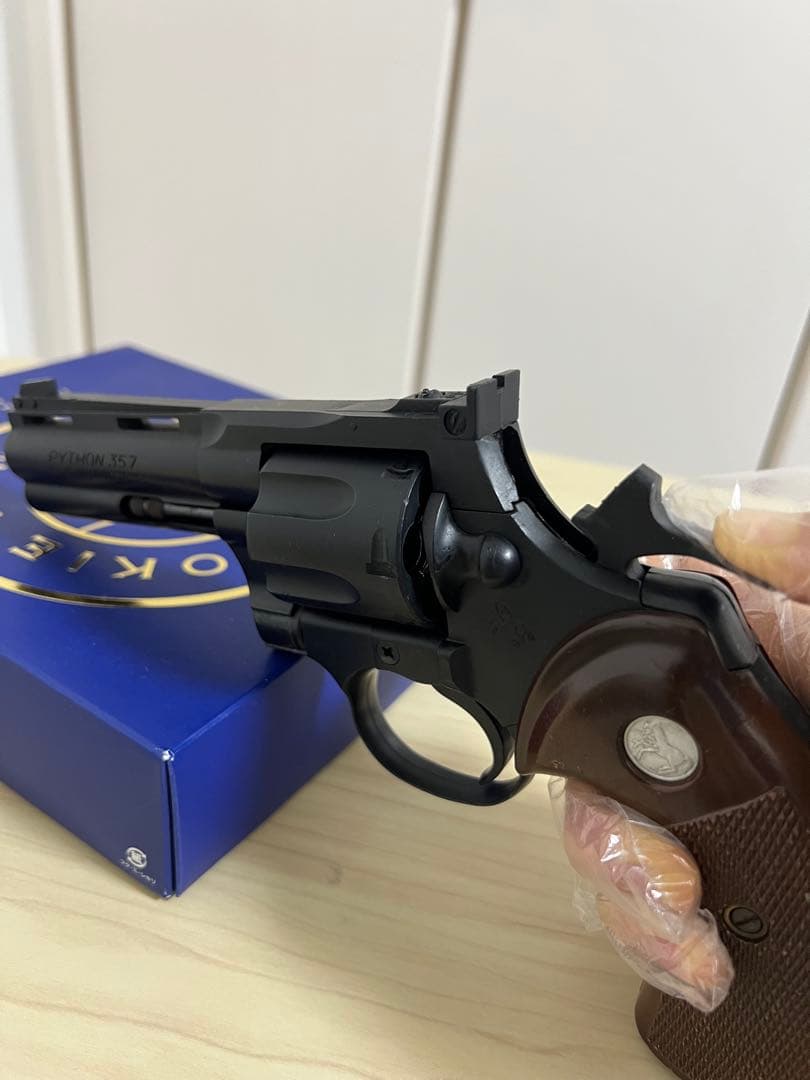 コクサイ製　パイソン357マグナム 樹脂製モデルガン