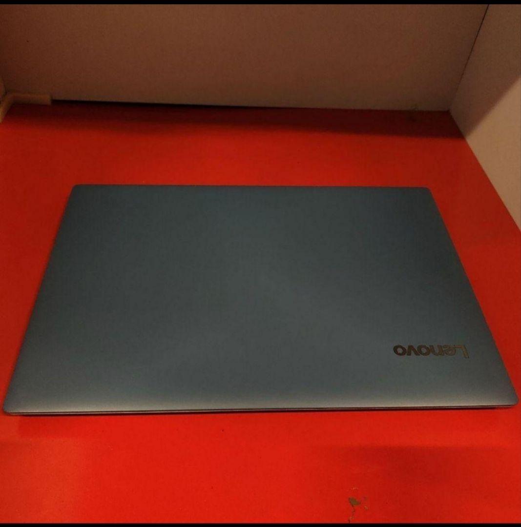 Lenovo ノートパソコン Windows11爆速SSD搭載 極美品