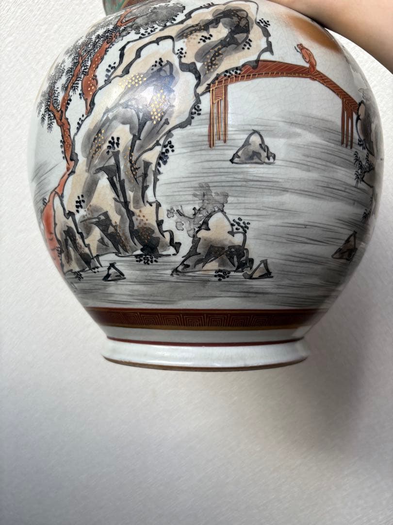 壺　花入れ　花瓶　置物