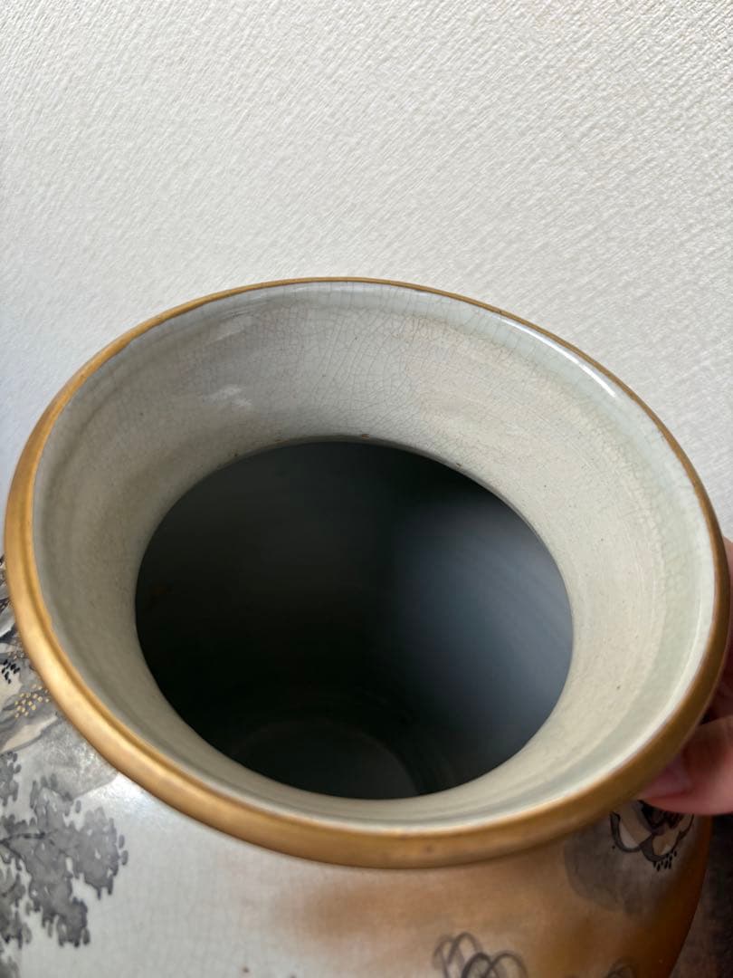 壺　花入れ　花瓶　置物