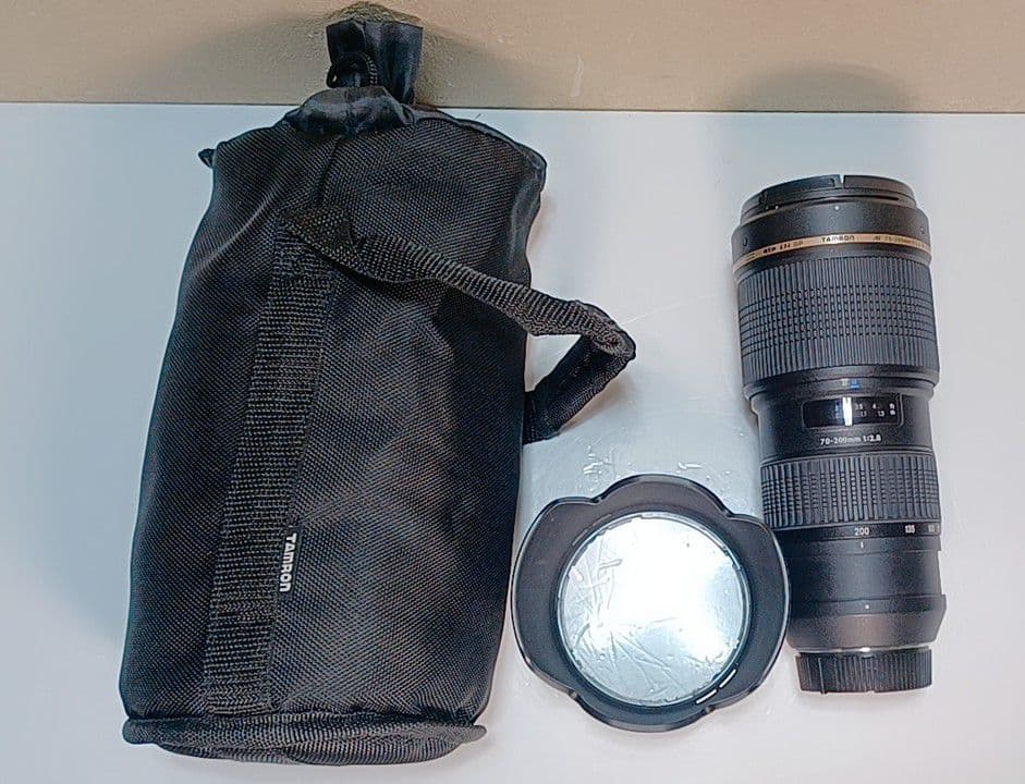 TAMRON 大口径望遠ズームレンズAF 70-200mm F2.8 MACRO